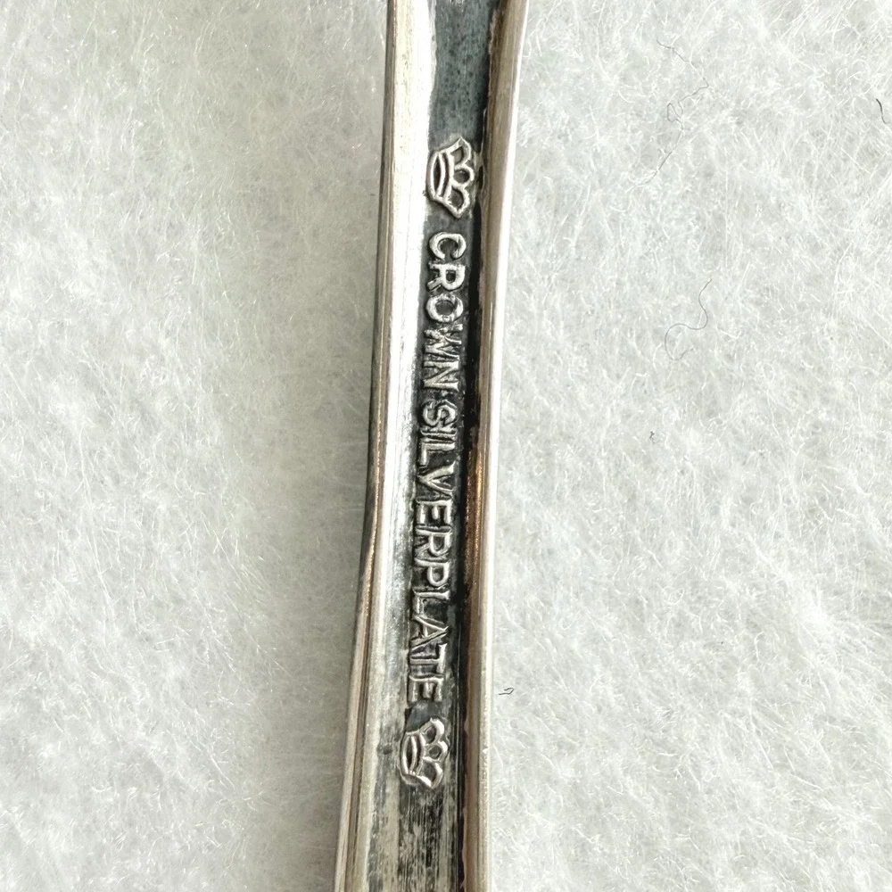 Antique Crown Silverplate Master Butter Knife Floral 1920s‎ Spreader